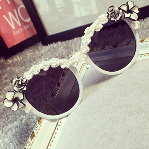 Newest Boutique Sweet Flower  Sunglasses Women Vintage Square Sunglasses